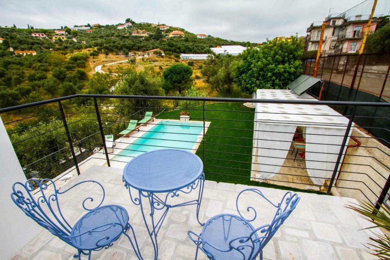 Il Sole Di Poggi Bed & Breakfast อิมเปรีอา ภายนอก รูปภาพ