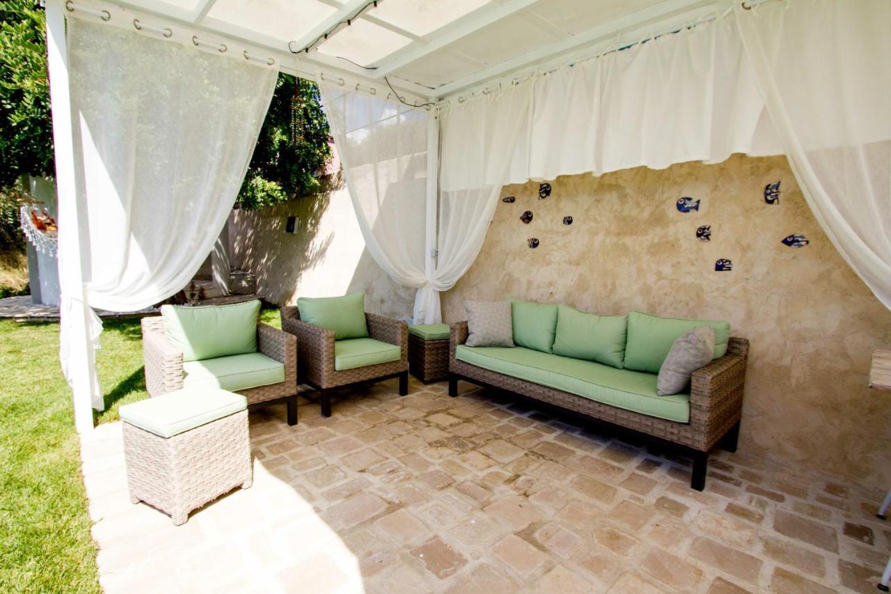 Il Sole Di Poggi Bed & Breakfast อิมเปรีอา ภายนอก รูปภาพ