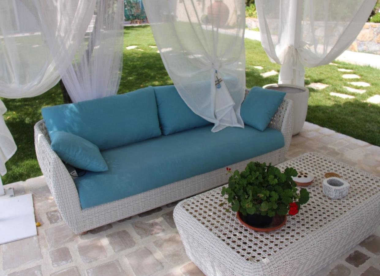 Il Sole Di Poggi Bed & Breakfast อิมเปรีอา ภายนอก รูปภาพ