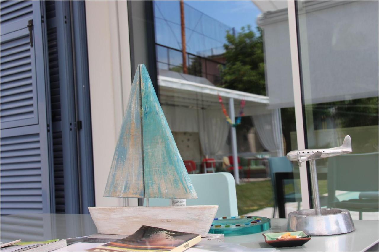 Il Sole Di Poggi Bed & Breakfast อิมเปรีอา ภายนอก รูปภาพ
